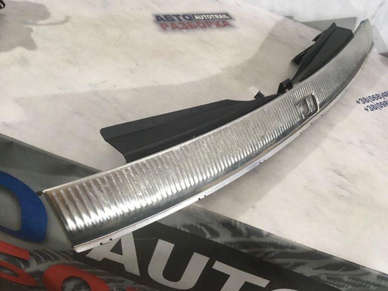 Накладка багажника 4L0864483 Audi Q7