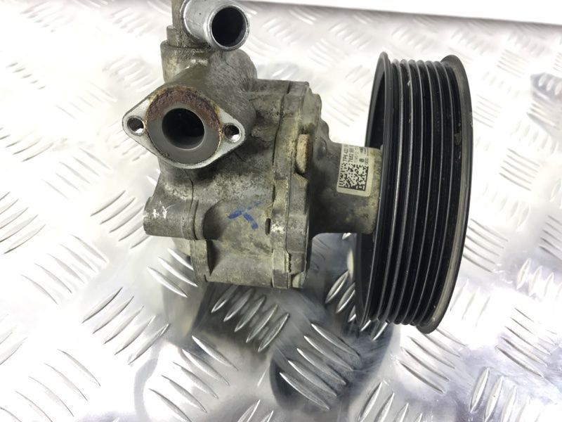 Насос гидроусилителя руля 7P6422154B Volkswagen Touareg