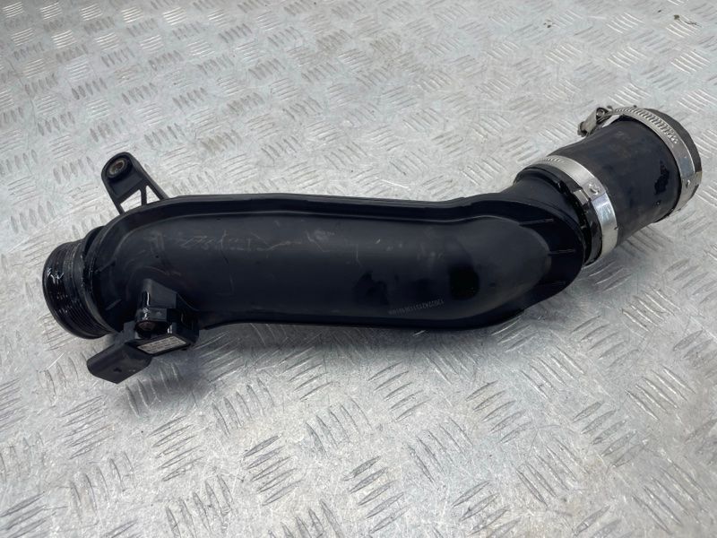 Повітряний трубопровід інтеркулера 7P0145795 Volkswagen Touareg Volkswagen Touareg