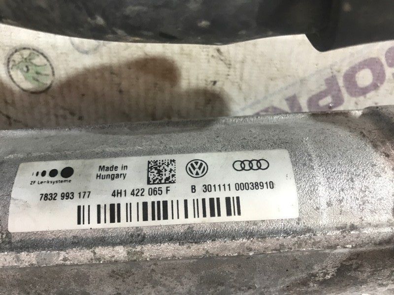Рульова рейка 4H1422065F Audi A8
