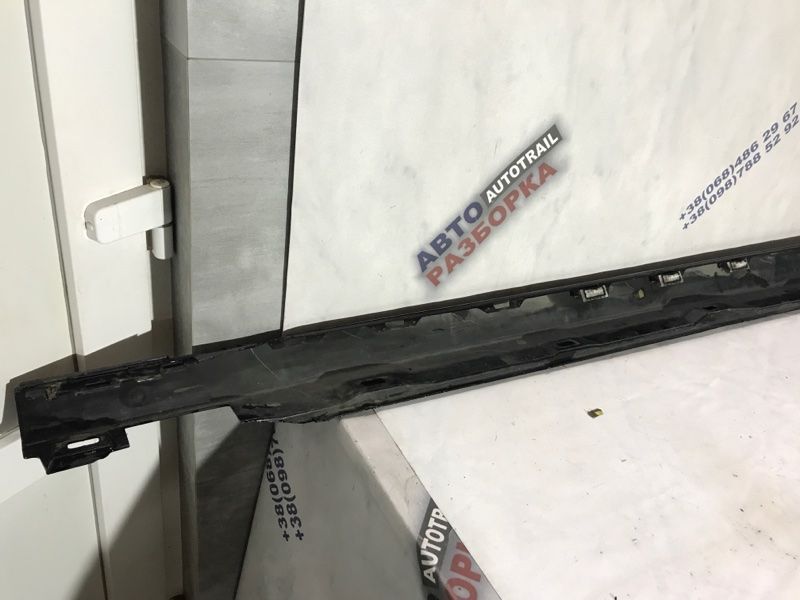 Порог 4G0853860D Audi A6