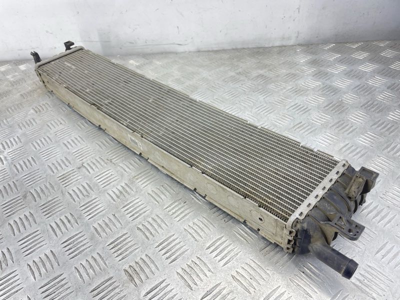 Радиатор интеркулера 8K0145804E Audi A6