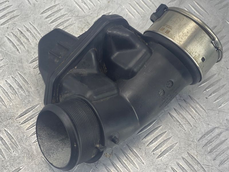 Патрубок інтеркулера 31422061 Volvo XC60