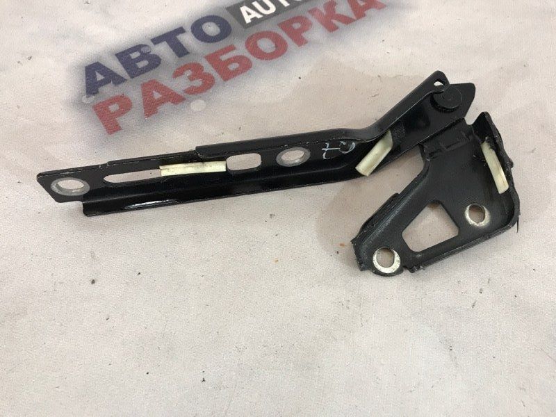 Петля капота 4L0823302 Audi Q7