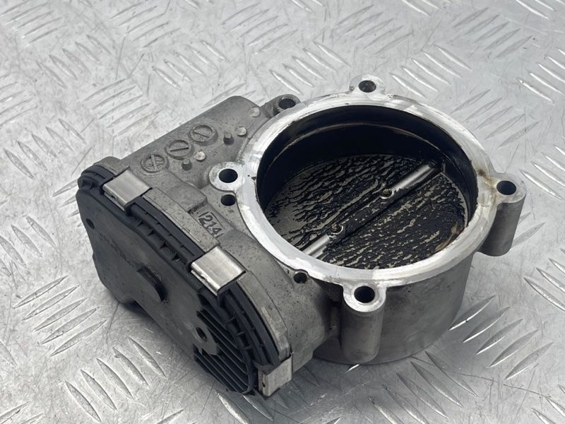 Дросельна заслінка 077133062A Audi A8