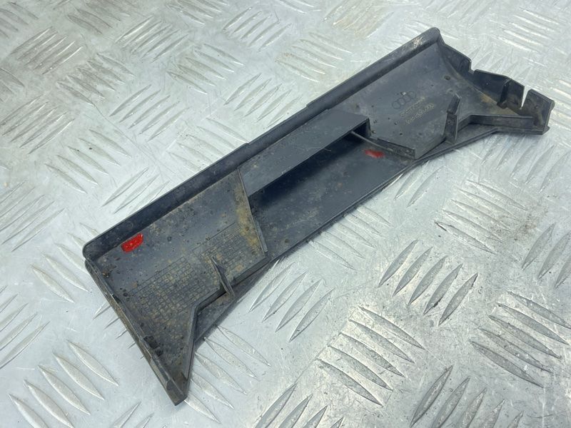 Заглушка порога 4G8853445 Audi A7