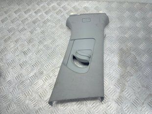 Облицювання стійки 8W0867244E Audi A4