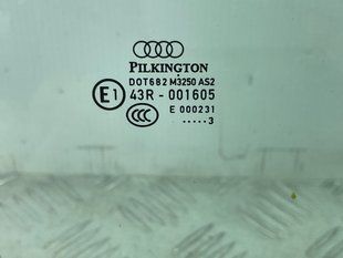 Стекло двери 4L0845202A Audi Q7