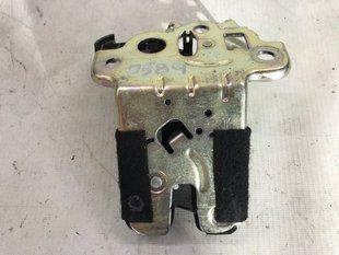 Замок крышки багажника 4H0827505A Audi A6