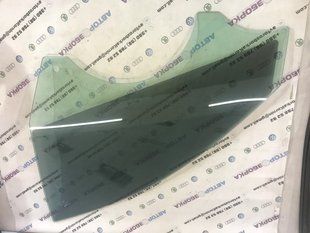 Стекло двери 43R00083 Audi A7