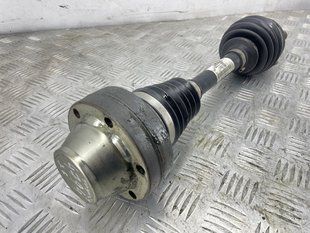 Піввісь 7P0407271C Volkswagen Touareg