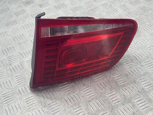Фонарь внутренний правый 7P6945308 Volkswagen Touareg Volkswagen Touareg
