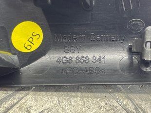 Накладка торпедо 4G88583416PS Audi A7