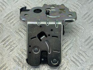 Замок капота 8R0827505 Audi A7