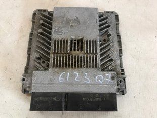 Блок керування двигуном 4L0910551J Audi Q7