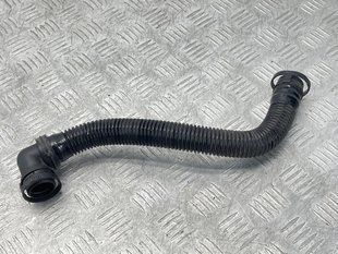 Трубка насоса вторинного повітря 7L0131625D Audi Q7