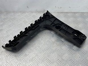Направляющая заднего бампера 4G5807454C Audi A6