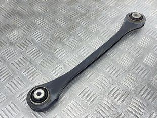 Важіль задньої підвіски поперечний нижній 8W0505291D Audi A4