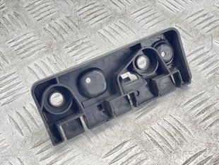 Кронштейн порогу 31378135 Volvo XC90