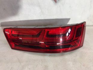 Стоп / Фонарь 4M0945094D Audi Q7