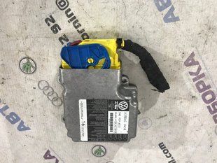 Блок керування подушками безпеки / SRS 5N0959655T Volkswagen CC