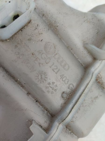 Розширювальний бачок 4G0121403G Audi A6 Audi A6, Audi A7, Audi RS7, Audi S6, Audi S7