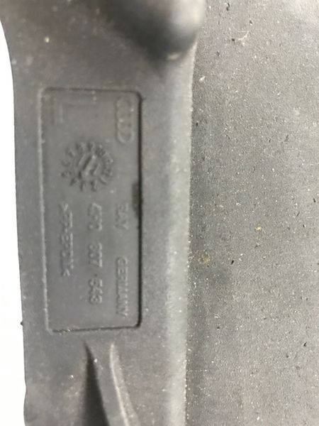 Брызговик Audi A8