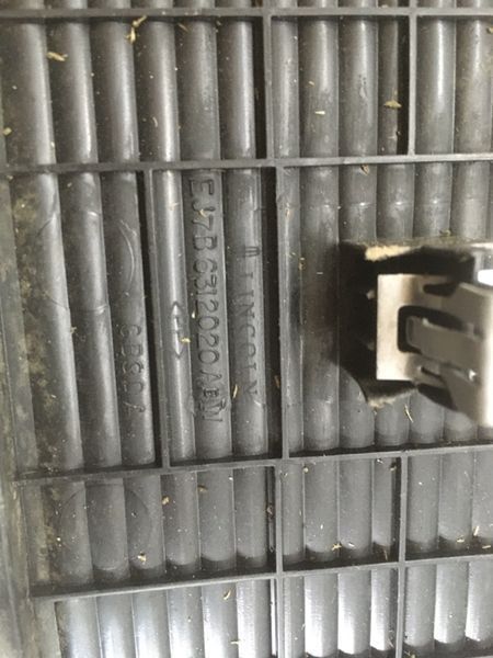 Накладка для ноги водія EJ7B6312020 Ford Escape