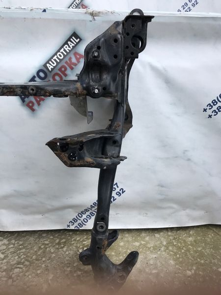 Подрамник передний 4G0399315L Audi A6