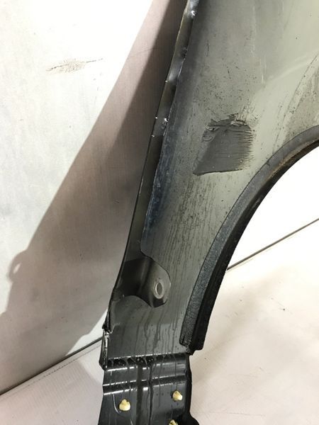 Крило 4L0821101 Audi Q7