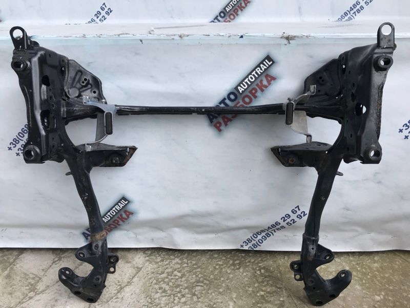 Подрамник передний 4G0399315L Audi A6