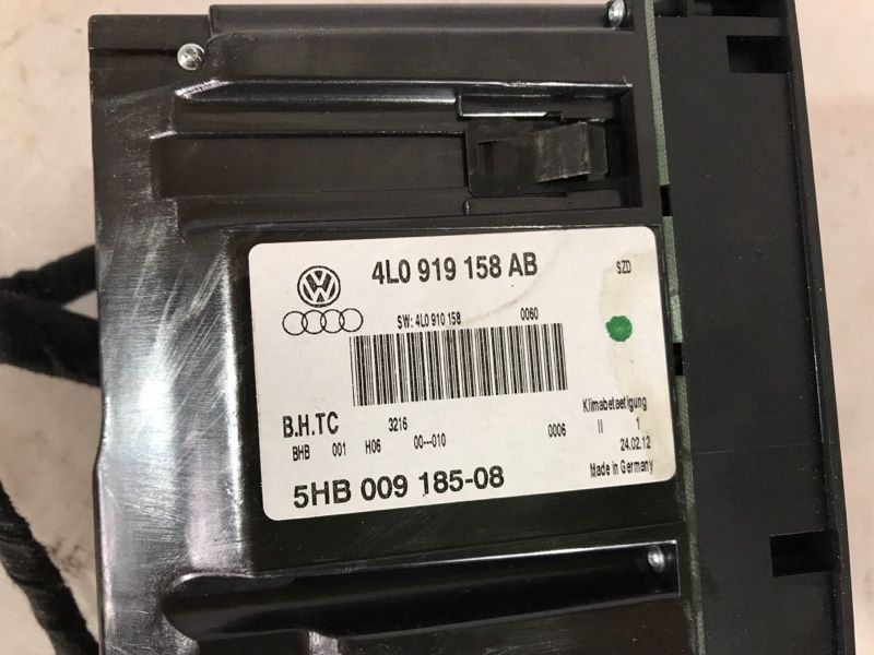 Панель керування клімат-контролем 4L0919158ABSZD Audi Q7