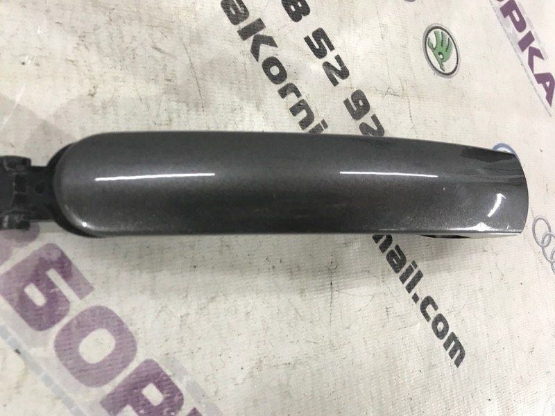 Ручка двери внешняя 5N0837205M Volkswagen Tiguan