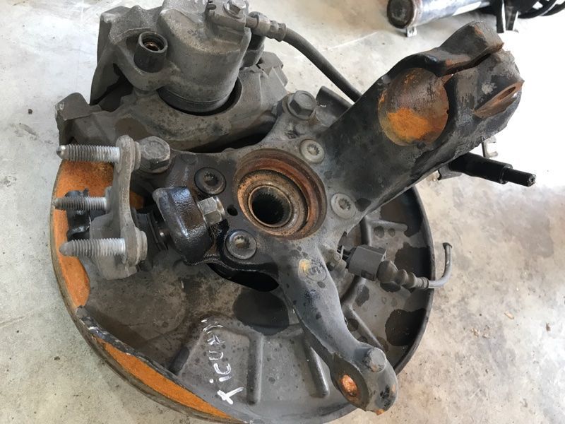 Поворотный кулак / Цапфа 1K0407256AA Volkswagen Tiguan