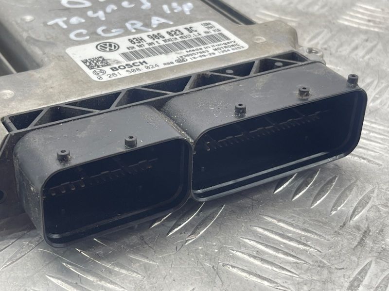 Блок керування двигуном 03H906023BC Volkswagen Touareg