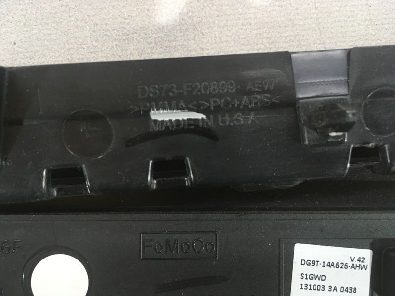Накладка рамы двери DS73F20899AEW Ford Fusion