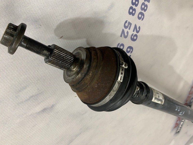 Піввісь 561407272AA Volkswagen Passat