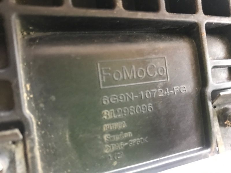 Крепление аккумулятора 31298096 Volvo XC60