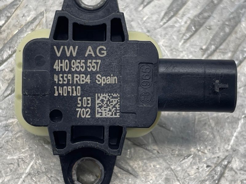 Датчик удару 4H0955557 Audi A8