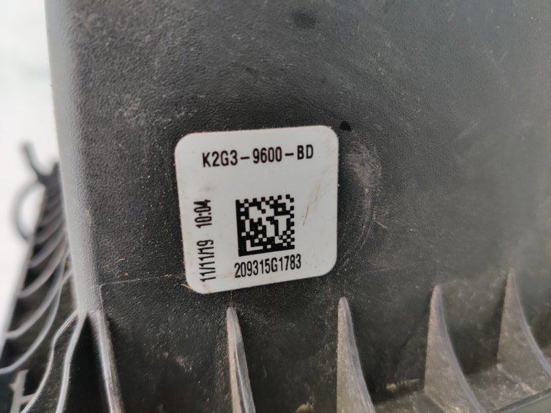 Корпус воздушного фильтра k2g39600bd Ford Edge