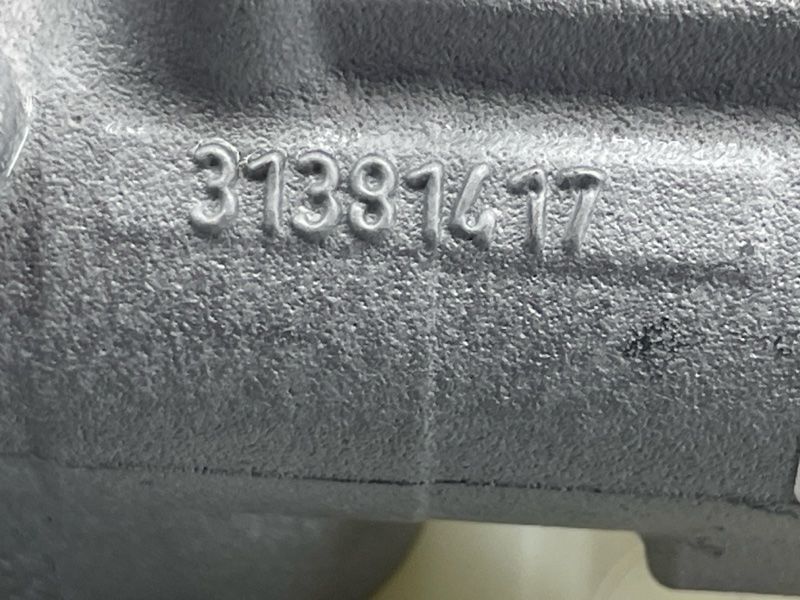 Головний гальмівний циліндр 31381417 Volvo XC90