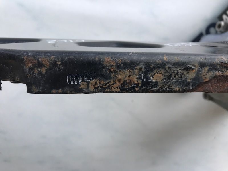 Подрамник передний 4G0399315L Audi A6