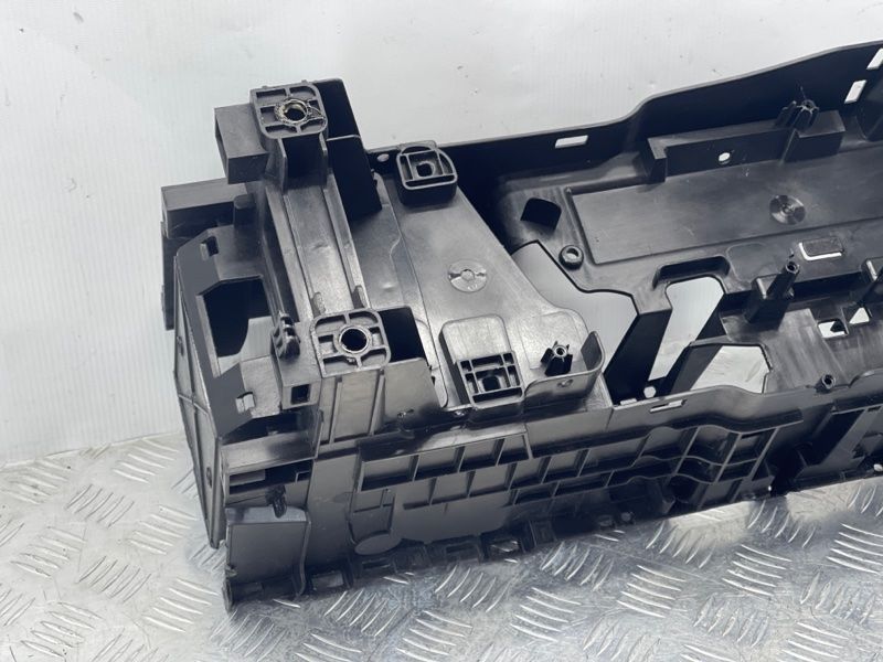 Крепление центральной консоли салона 31389613 Volvo XC90