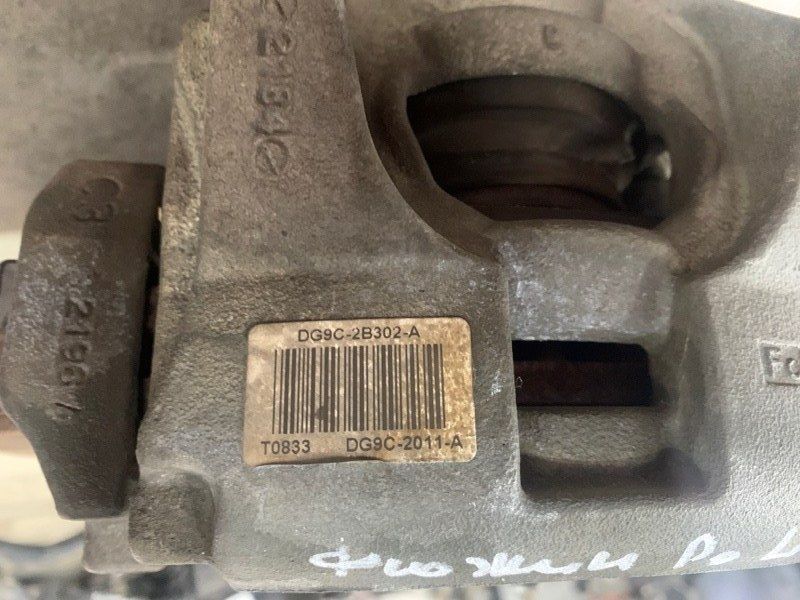 Супорт гальмівний DG9C2B302A Ford Fusion