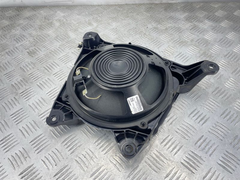 Сабвуфер BOSE 4H1035481 Audi A8