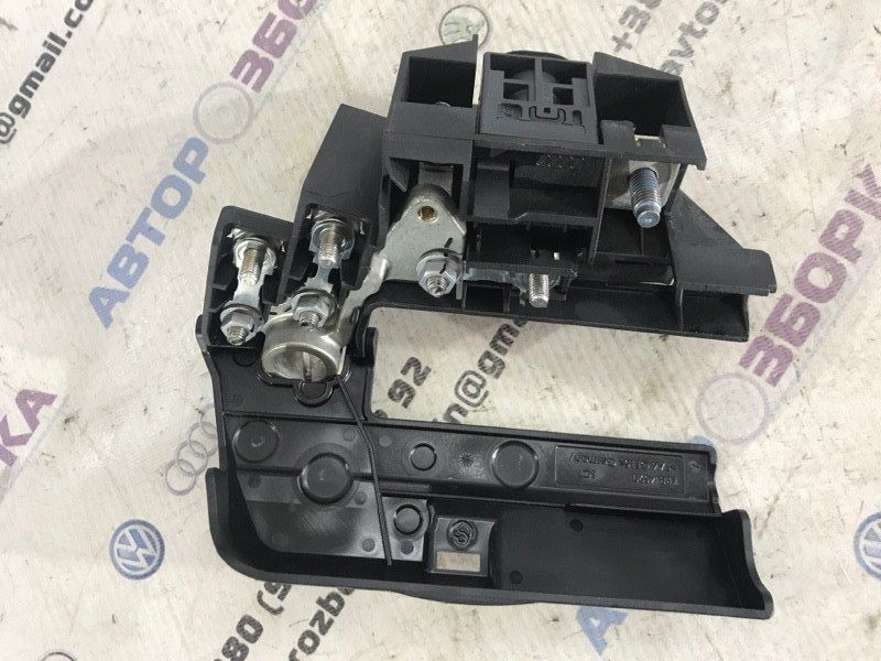 Клемма аккумулятора 8J0915459 Audi A6