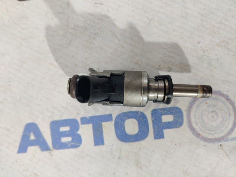 Паливна форсунка 06E906036P Audi A6