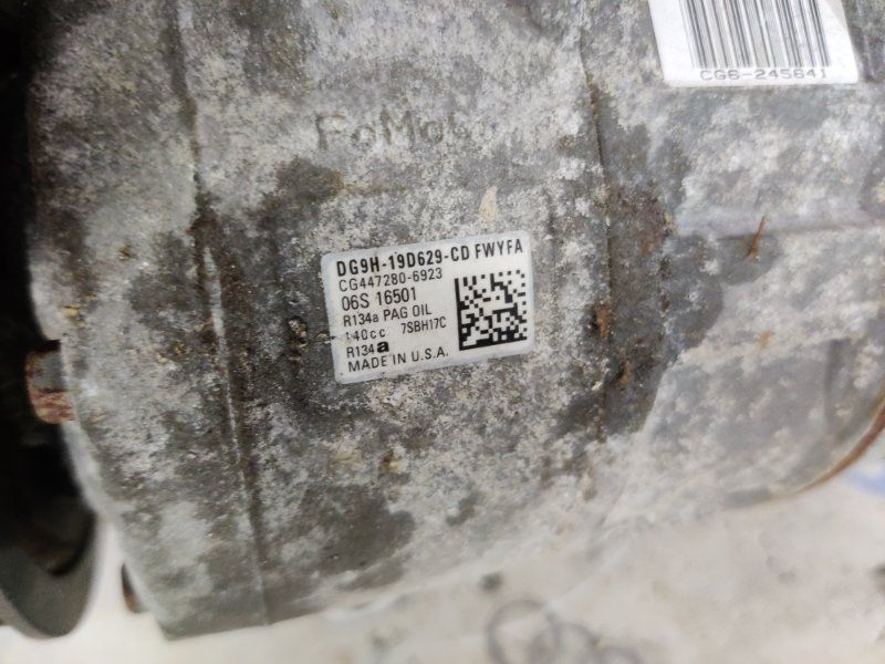Компрессор кондиционера DG9H19D629CD Ford Fusion