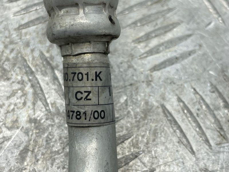 Шланг кондиционера 4G0260701K Audi A6