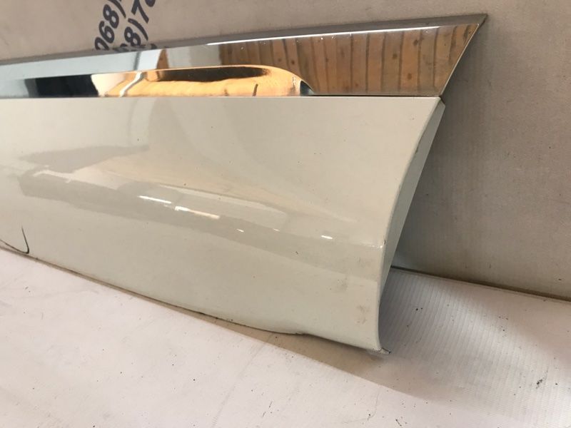 Накладка дверей 7P6854949H Volkswagen Touareg